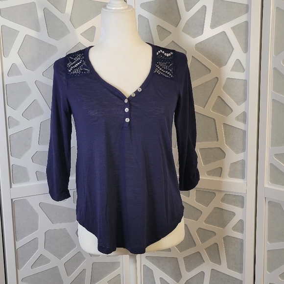 Neon Soul Navy Blue V-Neck 3/4 Sleeve Embellished Blouse Medium - Picture 1 of 12